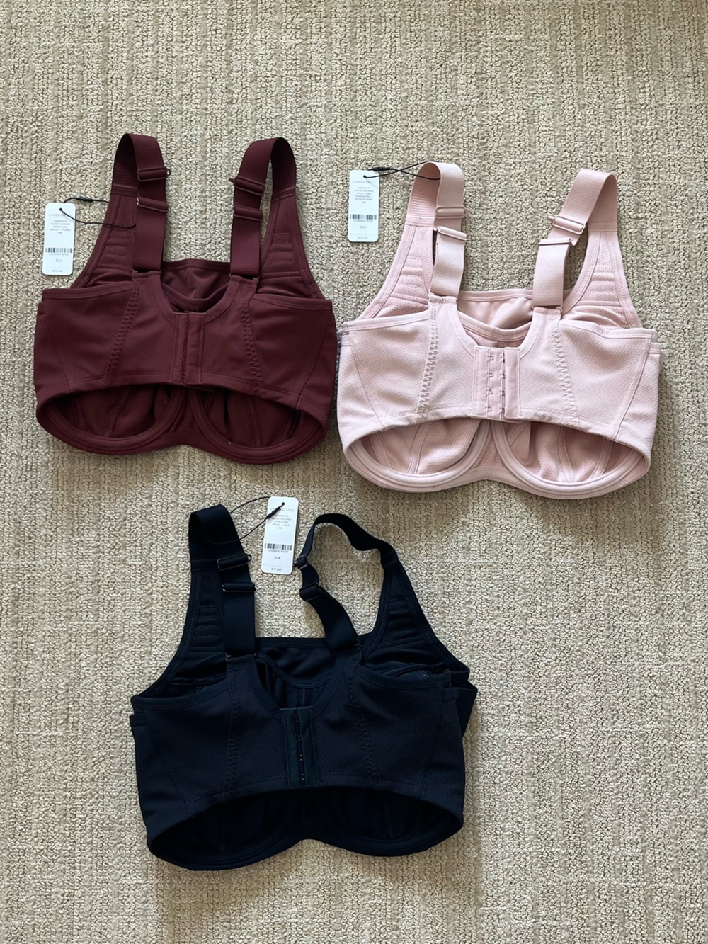 3 sports bras size 28j/k USA or 28gg/h uk
New with tags Understance - Picture 10 of 10